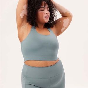 Girlfriend Collective Tommy Bra in Lagoon Blue